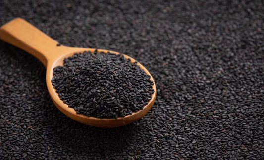 Graines de sésame noir, pour une boisson végétale maison à congeler ou réfrigérer